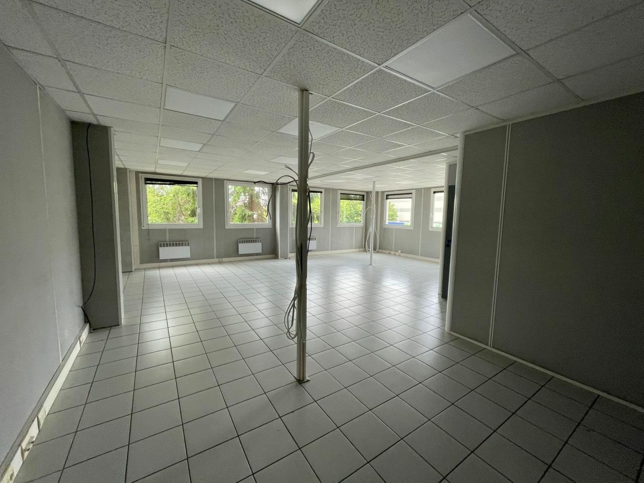 Local d'activité Roncq 2500m² Vente local d'activité Roncq Nord OVACT2424343 4